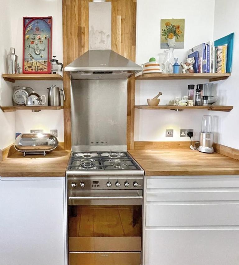 Stunning 2 Bedroom Sea View - Old Town