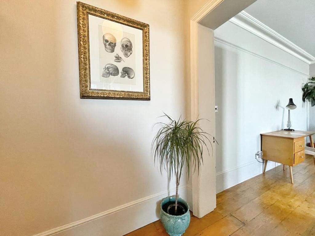 Stunning 2 Bedroom Sea View - Old Town